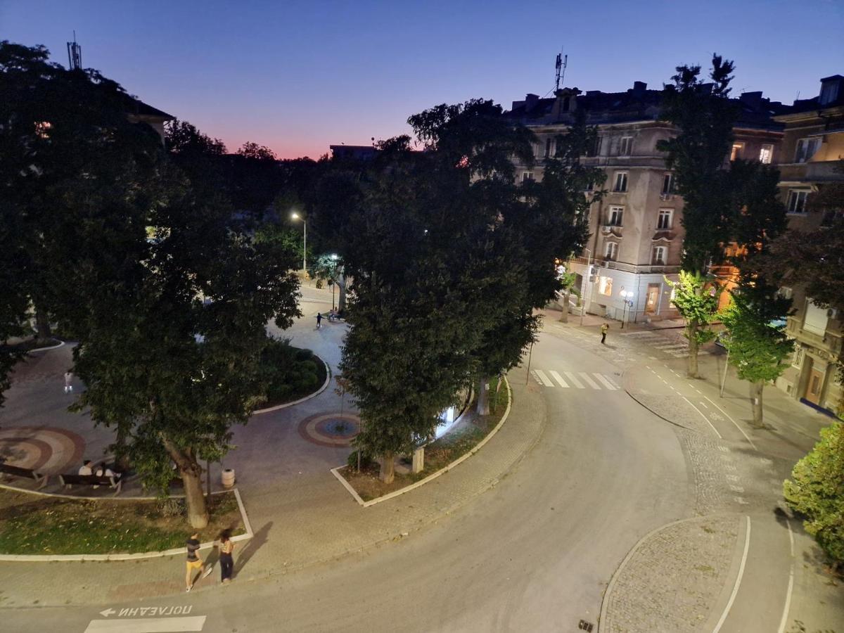 Lambo'S Corner Varna - Guest Rooms Экстерьер фото