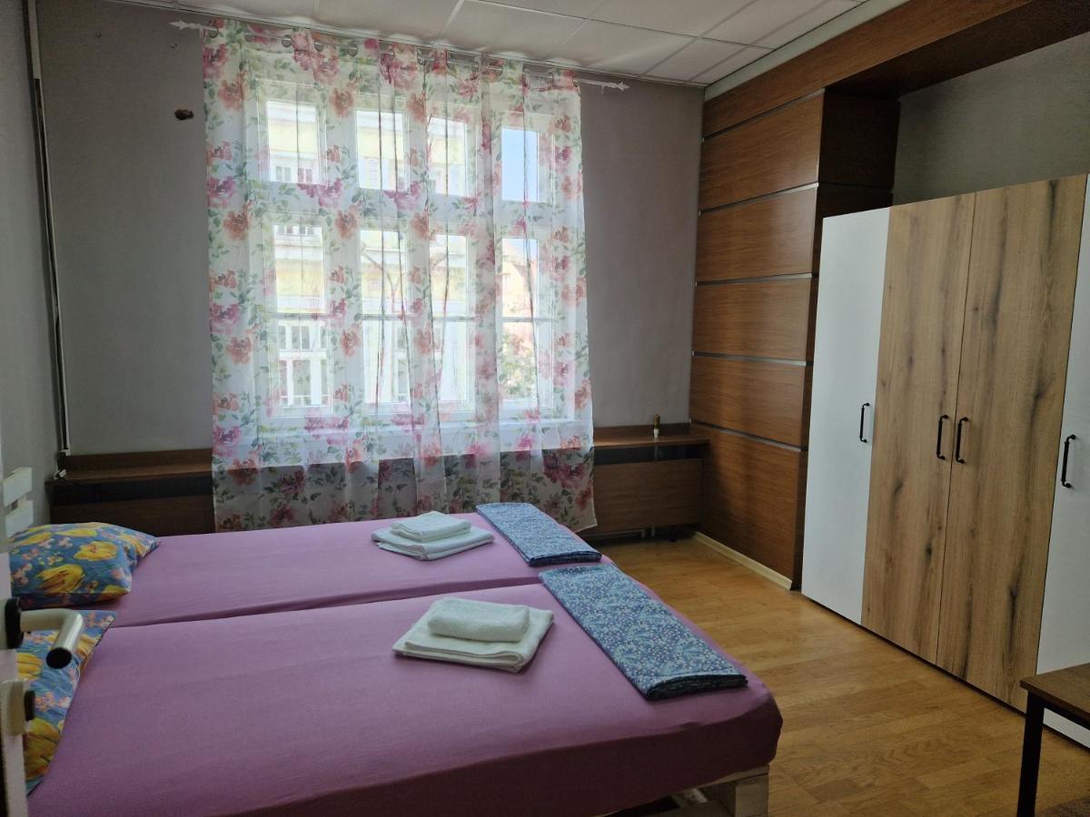 Lambo'S Corner Varna - Guest Rooms Экстерьер фото
