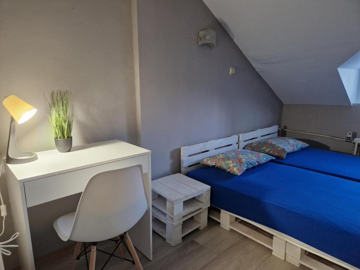 Lambo'S Corner Varna - Guest Rooms Экстерьер фото
