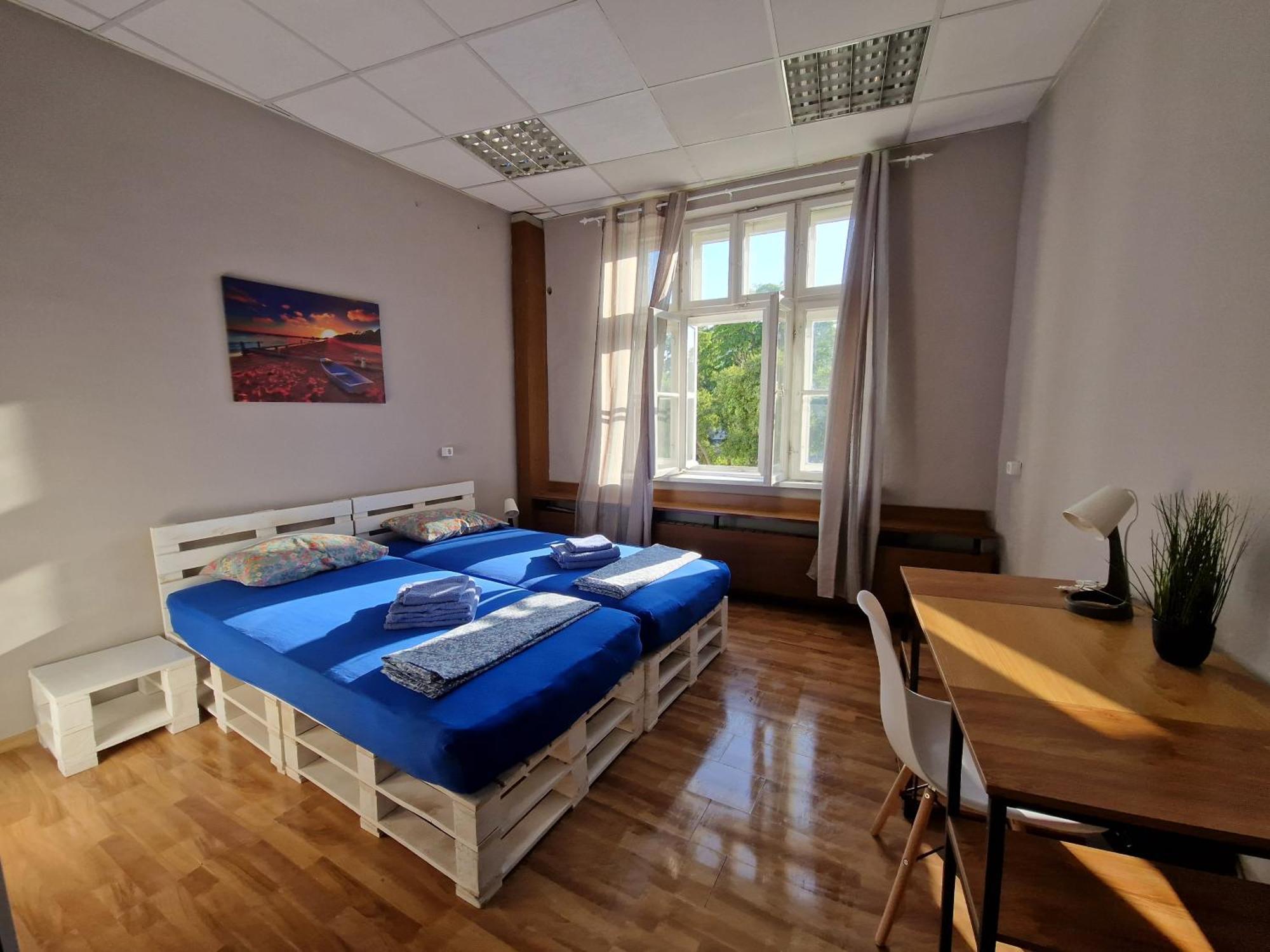 Lambo'S Corner Varna - Guest Rooms Экстерьер фото