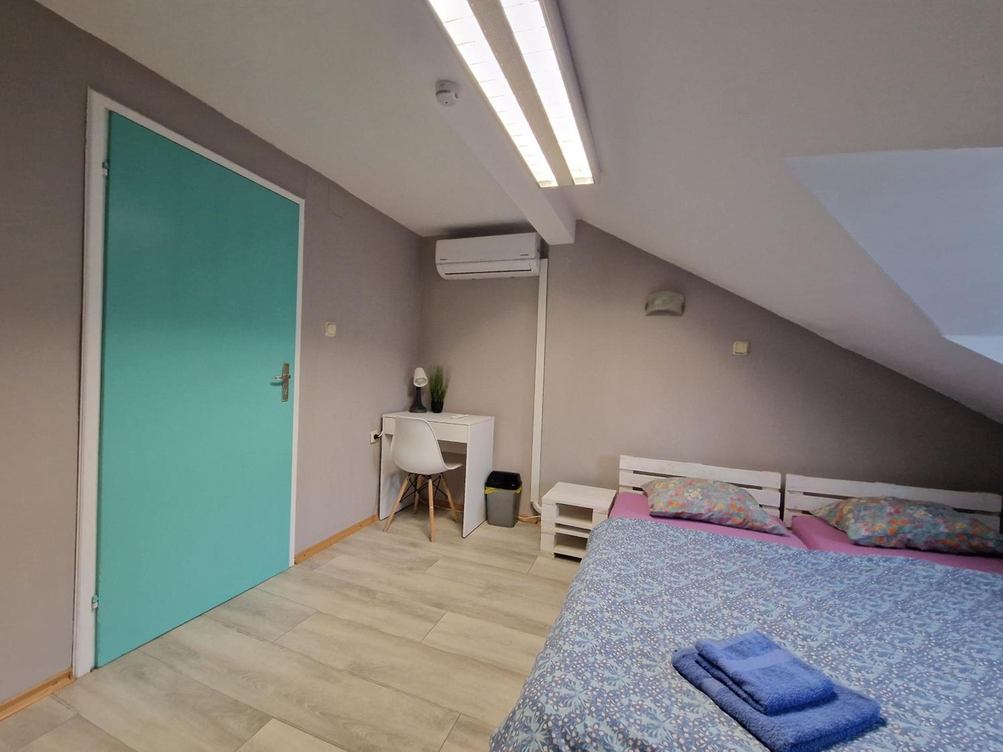 Lambo'S Corner Varna - Guest Rooms Экстерьер фото