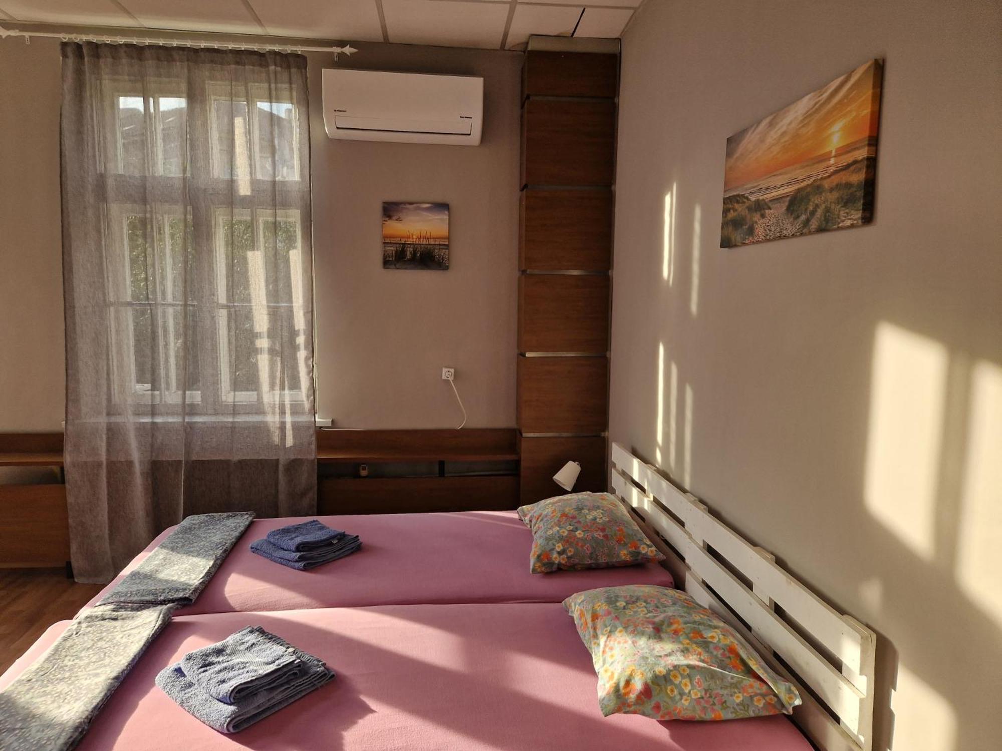 Lambo'S Corner Varna - Guest Rooms Экстерьер фото