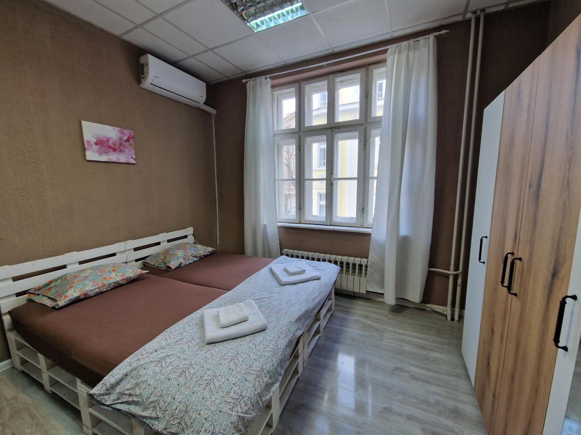 Lambo'S Corner Varna - Guest Rooms Экстерьер фото