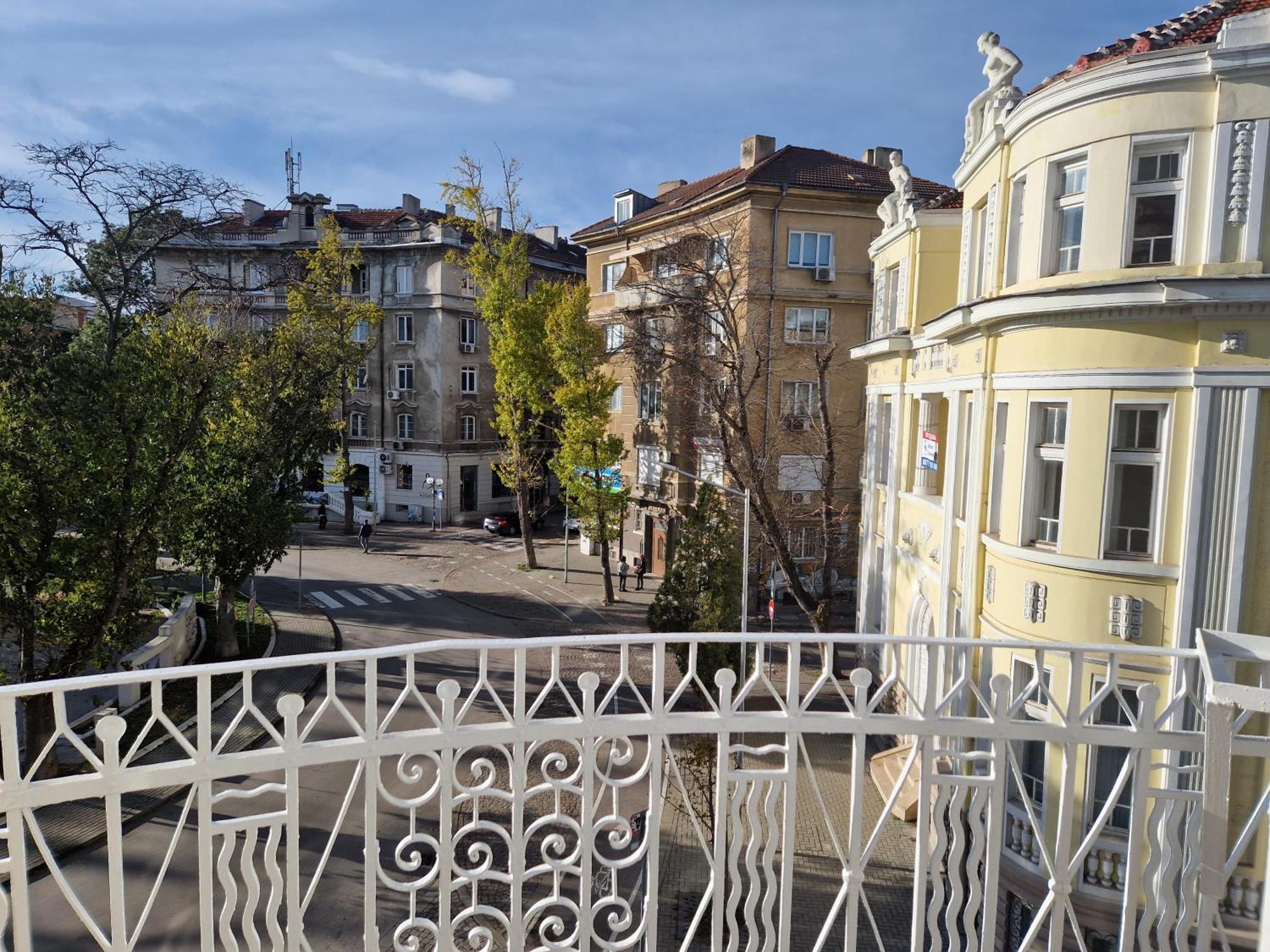 Lambo'S Corner Varna - Guest Rooms Экстерьер фото