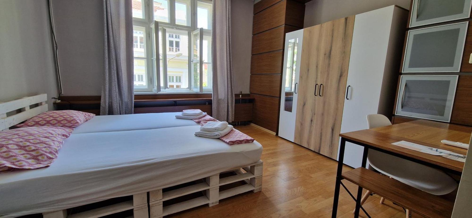 Lambo'S Corner Varna - Guest Rooms Экстерьер фото