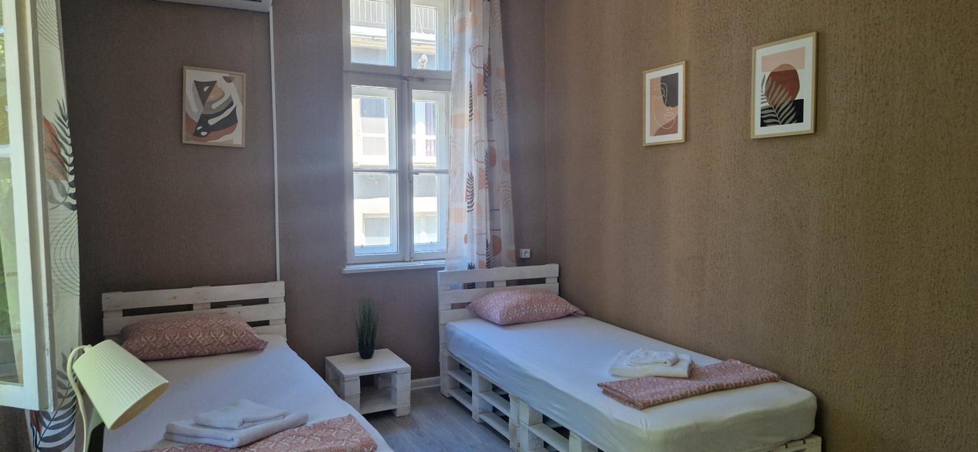 Lambo'S Corner Varna - Guest Rooms Экстерьер фото