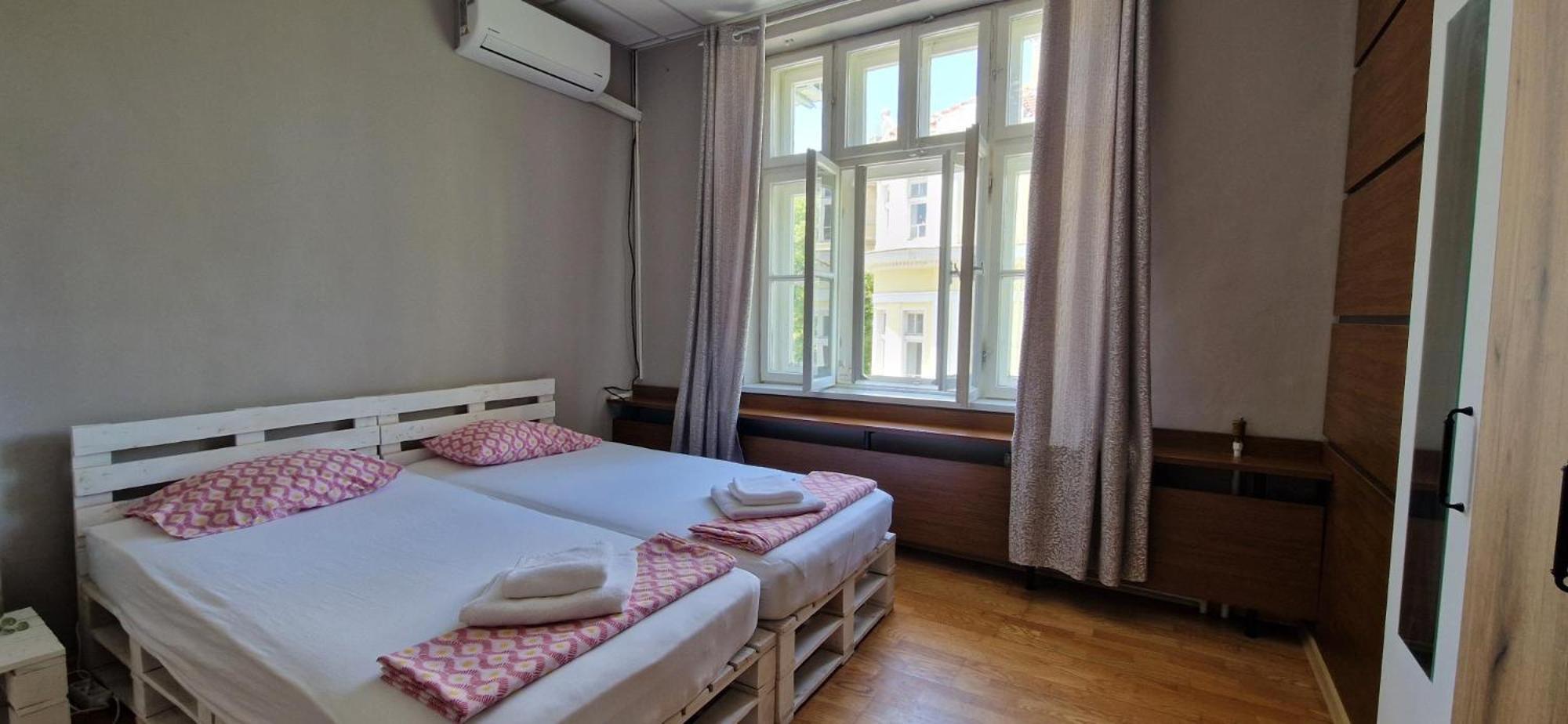 Lambo'S Corner Varna - Guest Rooms Экстерьер фото