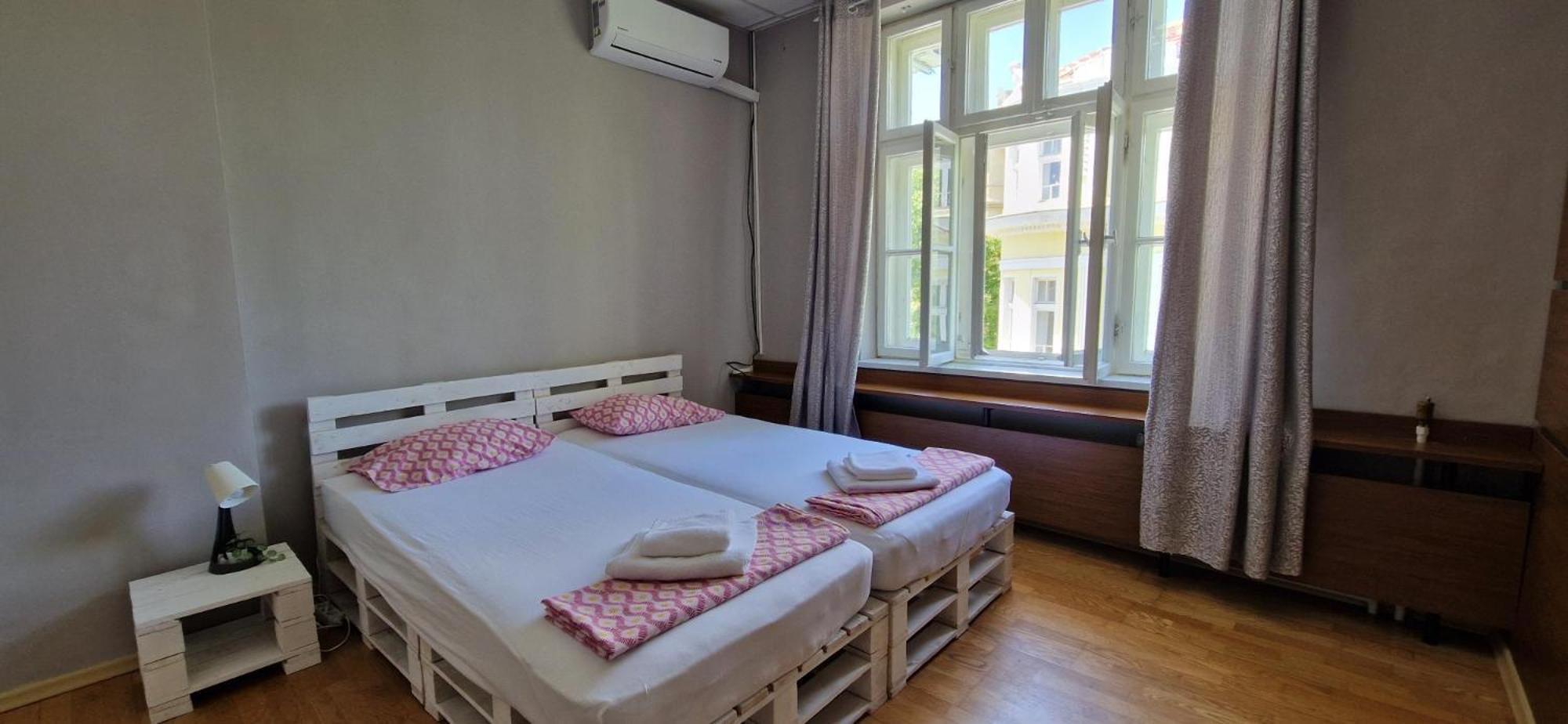 Lambo'S Corner Varna - Guest Rooms Экстерьер фото