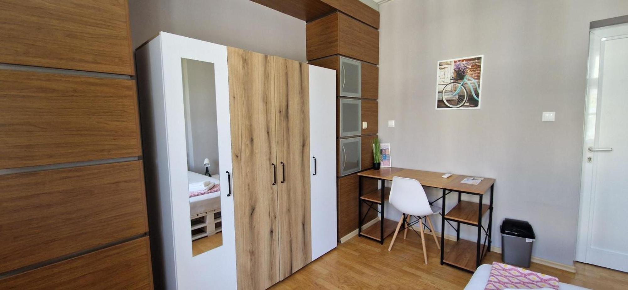 Lambo'S Corner Varna - Guest Rooms Экстерьер фото
