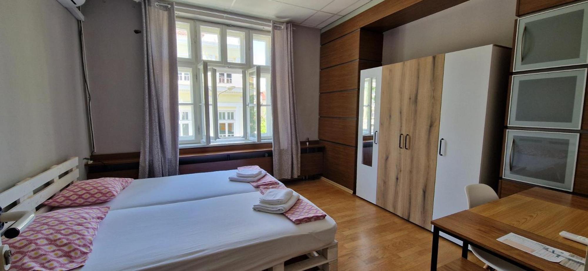 Lambo'S Corner Varna - Guest Rooms Экстерьер фото